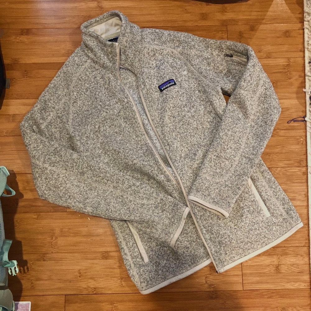 Beige Patagonia Zip-up Fleece